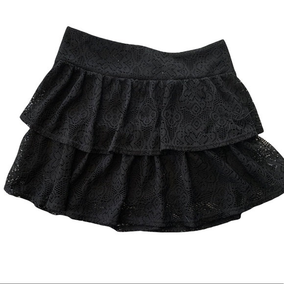 Gently used XL black lace layered skirt,$7 - Picture 1 of 4